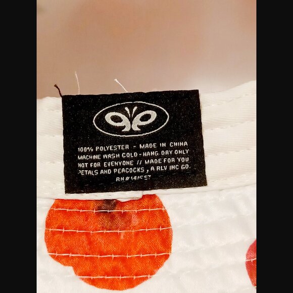 Petals and Peacocks Ladybug and Cherry White Bucket Hat NWT - Picture 7 of 9